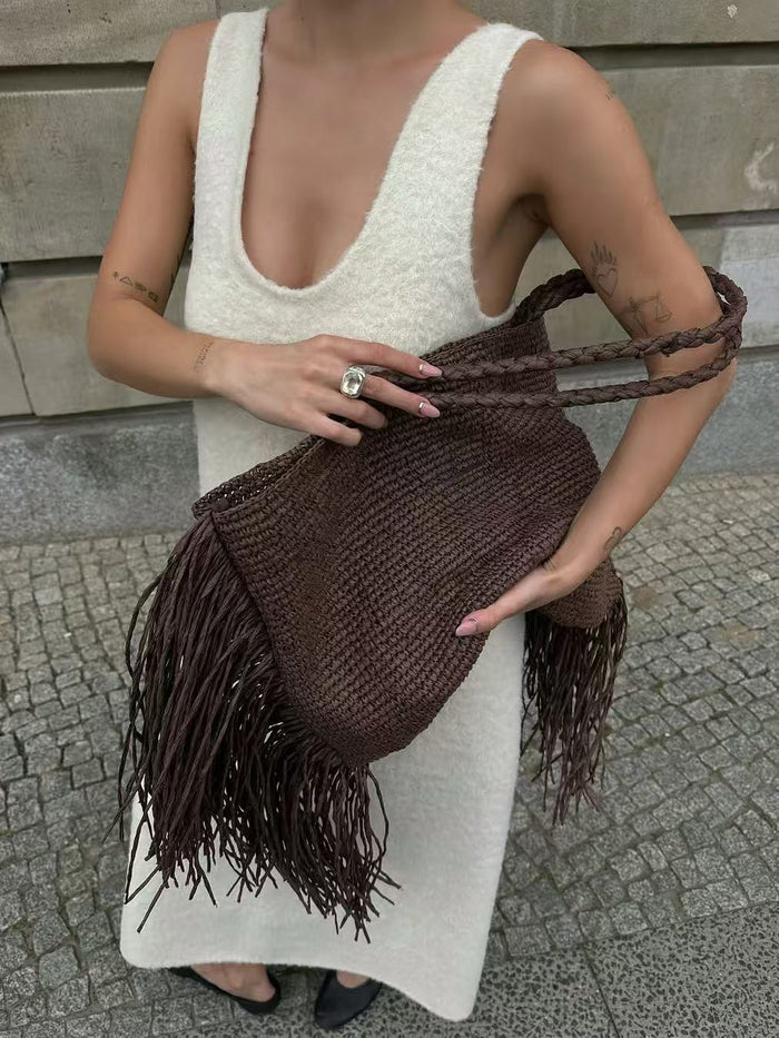Claire | Bolso shopper de rafia con flecos