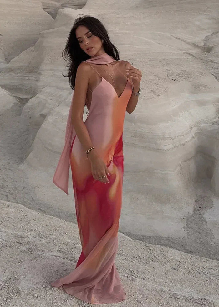 Fayah | Vestido largo de satén con degradado y espalda abierta