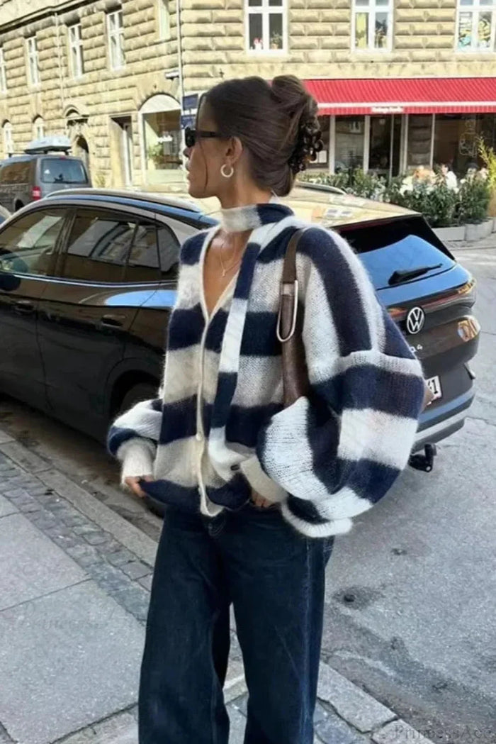 Norah | Jersey de punto peludo de rayas con cordones