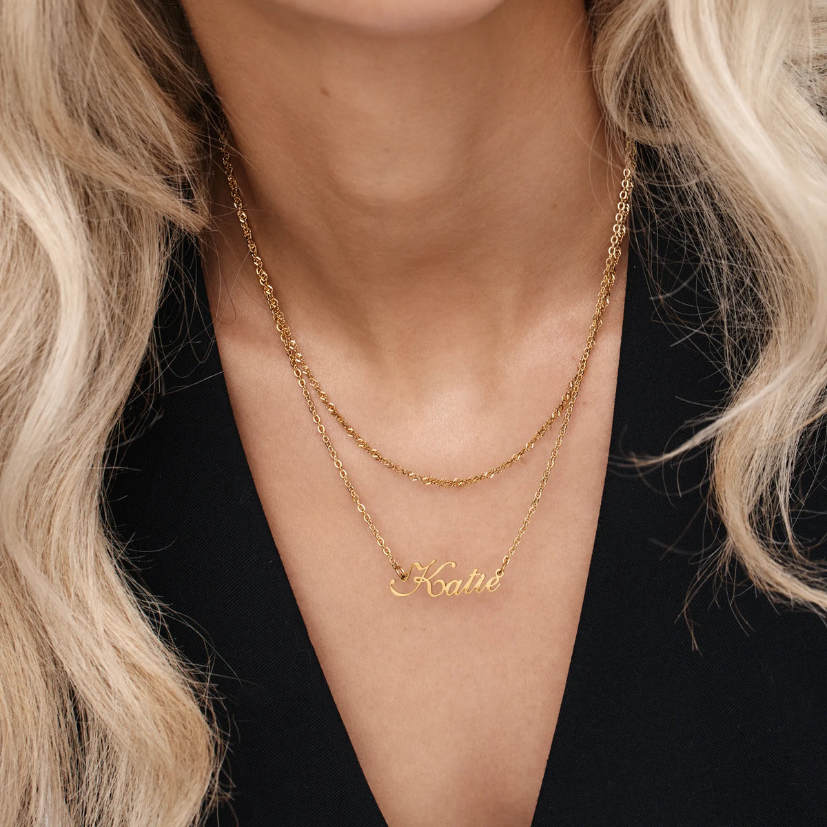 Celvina Signature Name Necklace