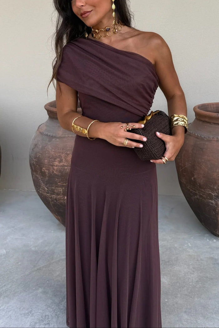 Brittany | Vestido largo de malla de un hombro