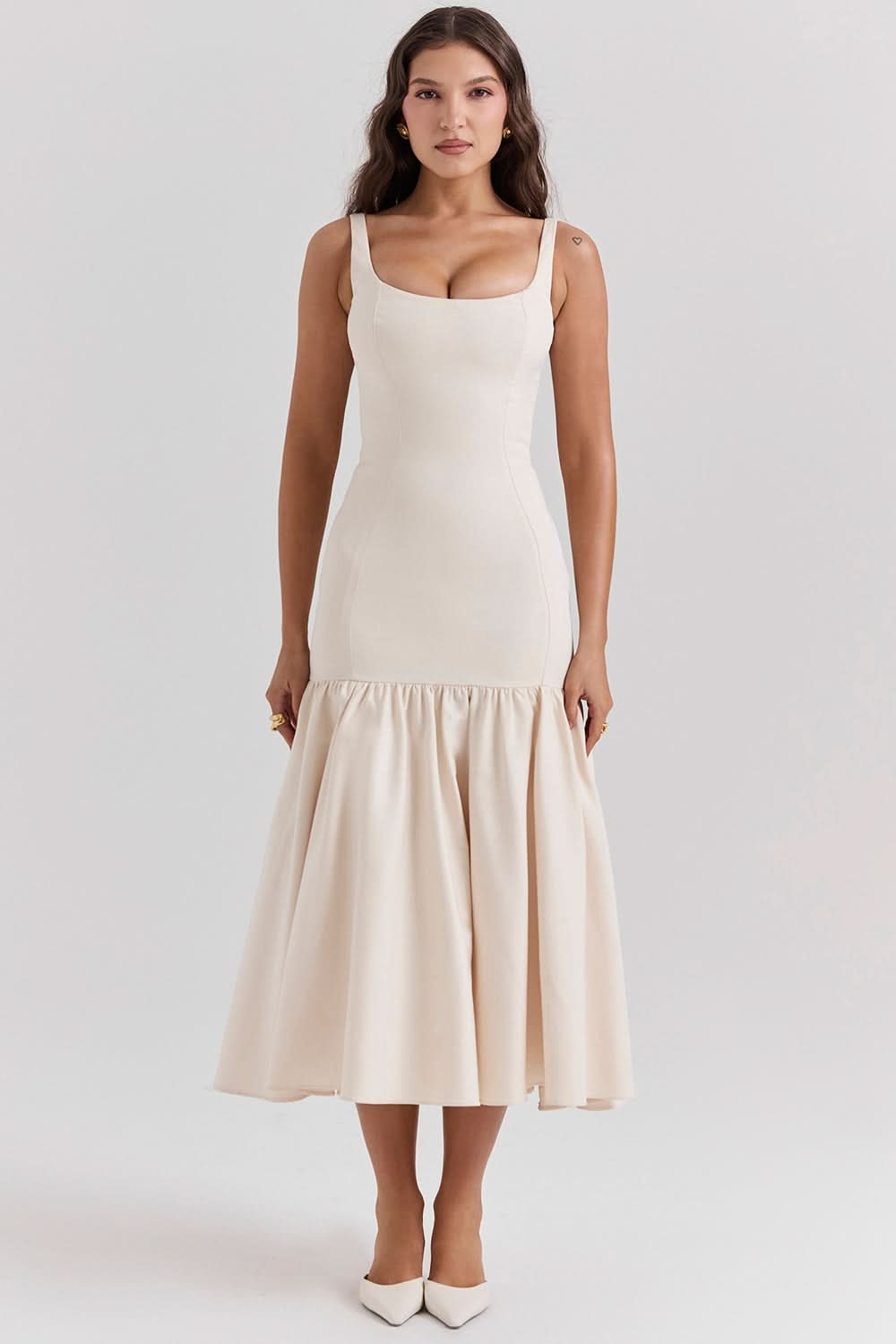 Isabella | Vestido midi con volantes
