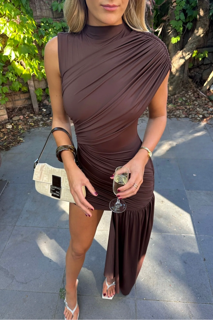 Jenna | Vestido corto con cuello alto y drapeado