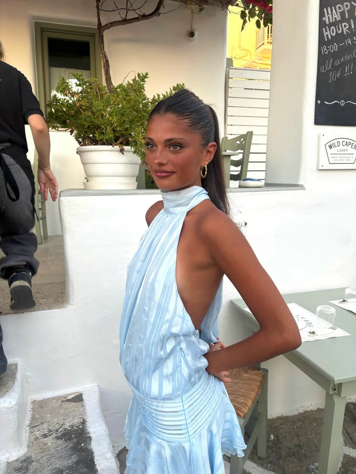 Kelly | Vestido corto halter de rayas con espalda abierta
