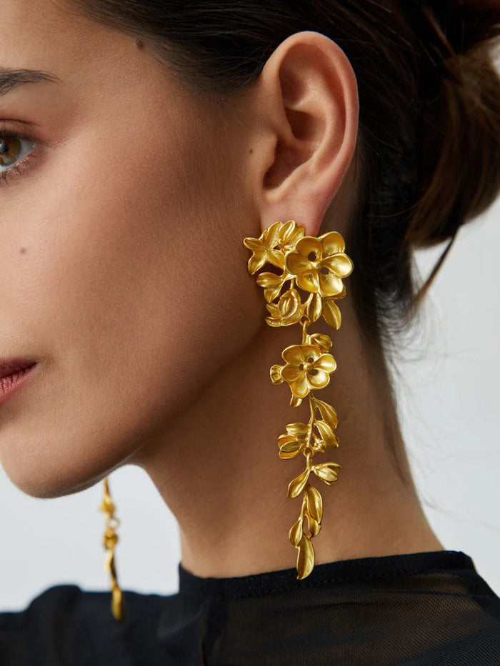 Luna | Pendientes de flores con flecos