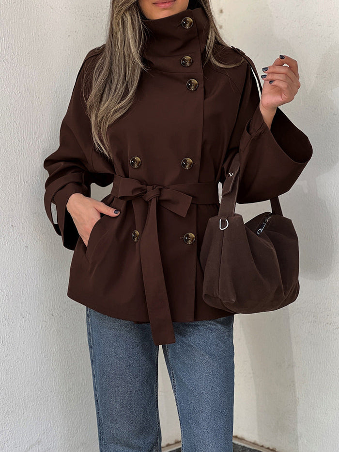 Miranda | Gabardina cruzada de doble botonadura con cuello alto