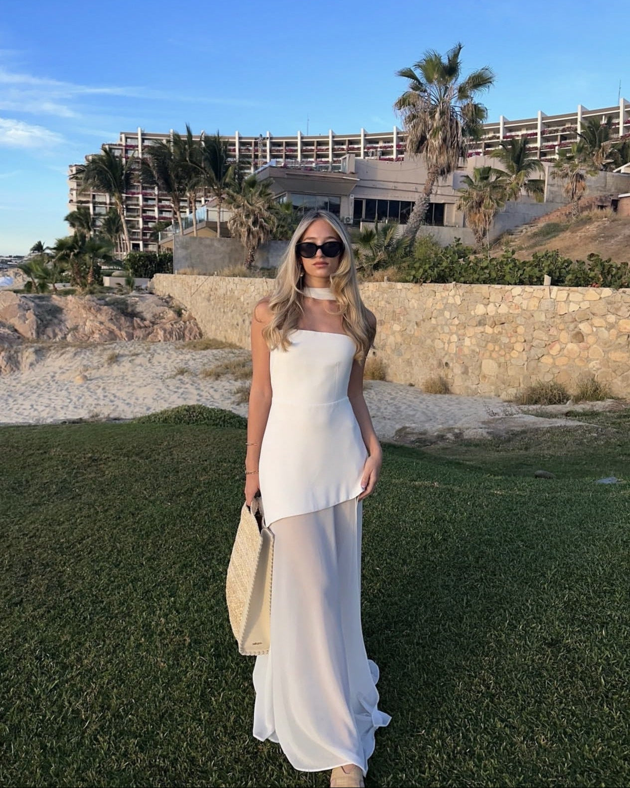 Noella | Vestido largo palabra de honor con pañuelo
